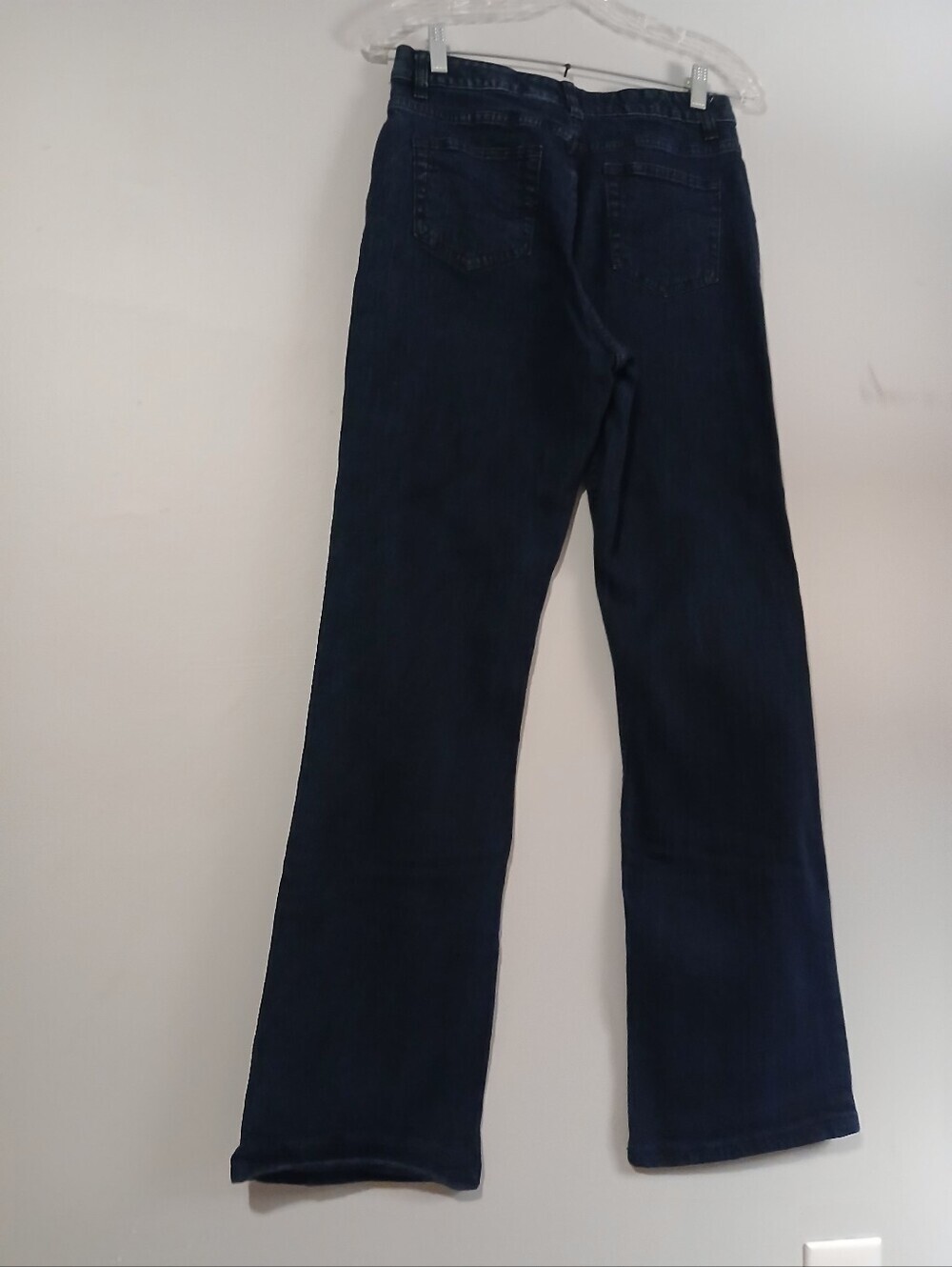 Denim And Co. Ladies Blue Jeans. Size 4 Tall - Picture 5 of 14